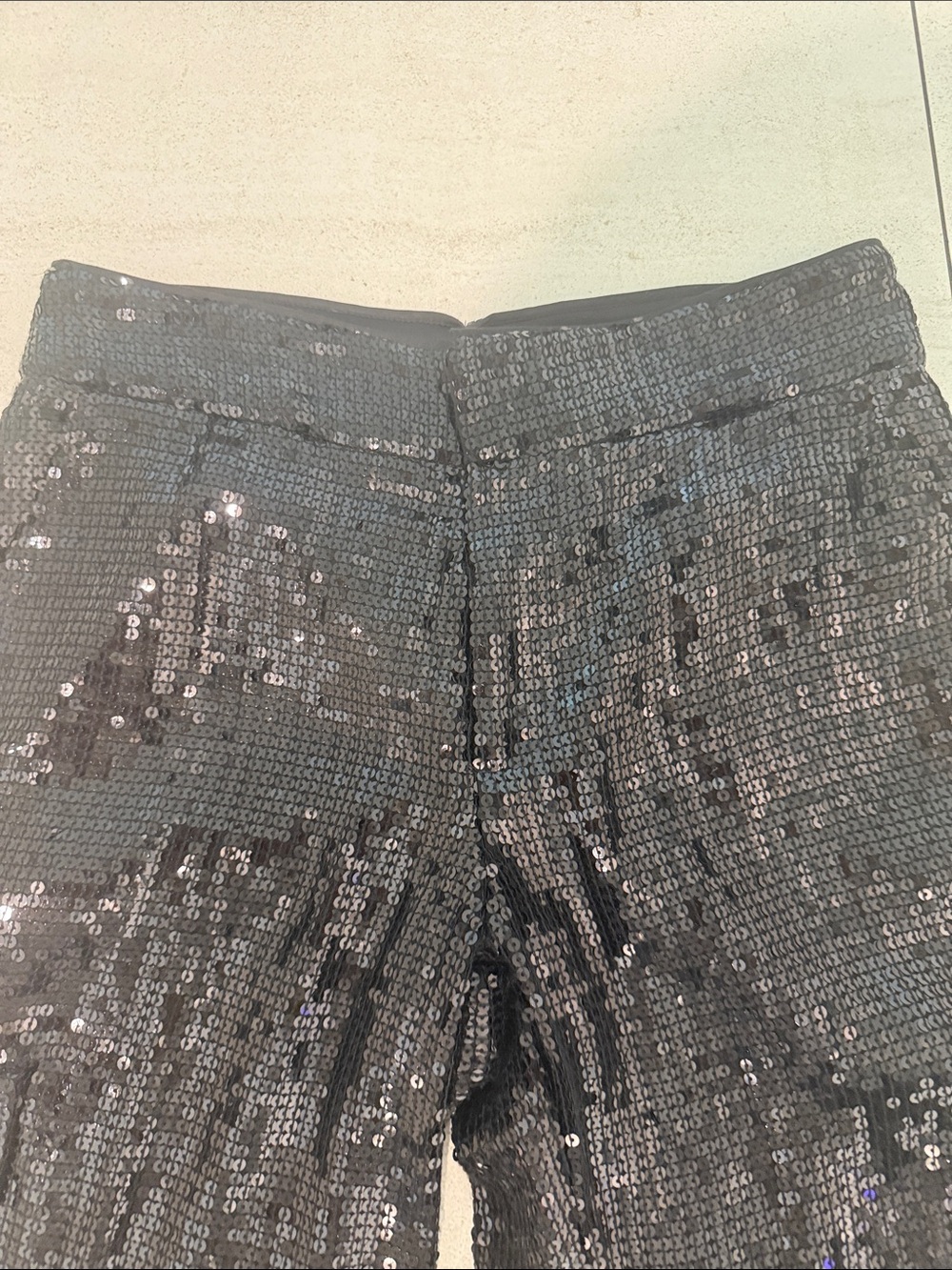 Alice + Olivia Black Sequin Cargo Wide-Leg Pants - Picture 3 of 6